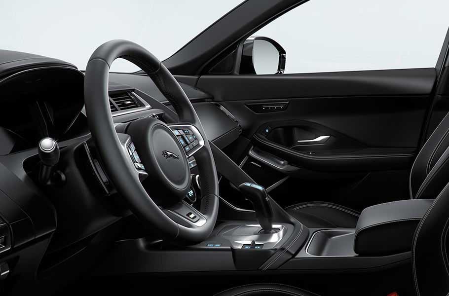 JAGUAR E-PACE, les premières images.